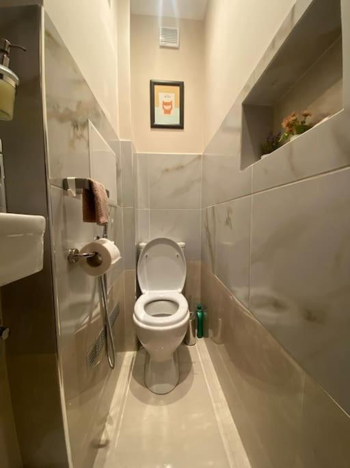 Appartamento Centre Stylish With Private Backyard
